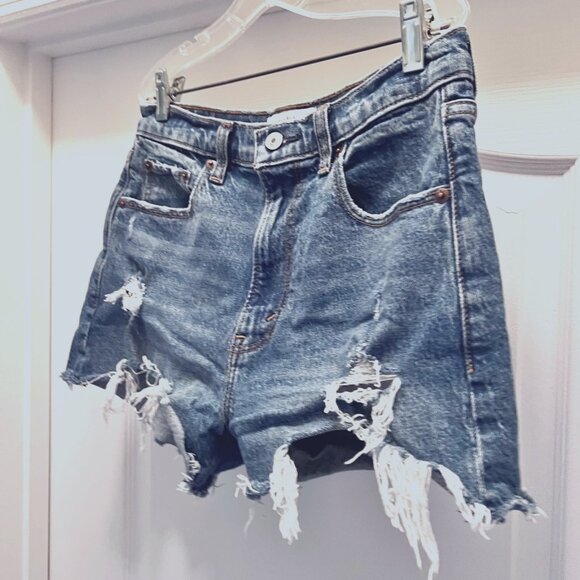 Abercrombie & Fitch-The Moms Short High Rise Denim/Jean Shorts-Sz 2/26-Distress - Picture 6 of 13